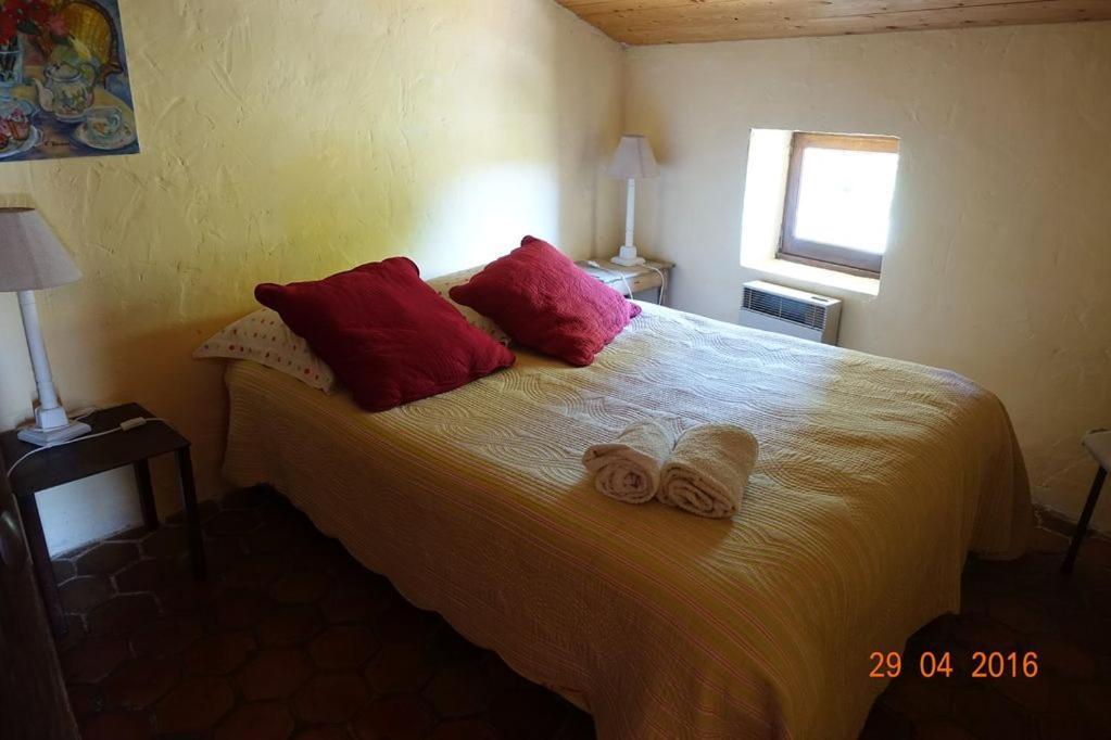 Roulottes Et Cabanes De Saint Cerice Vogue Kültér fotó