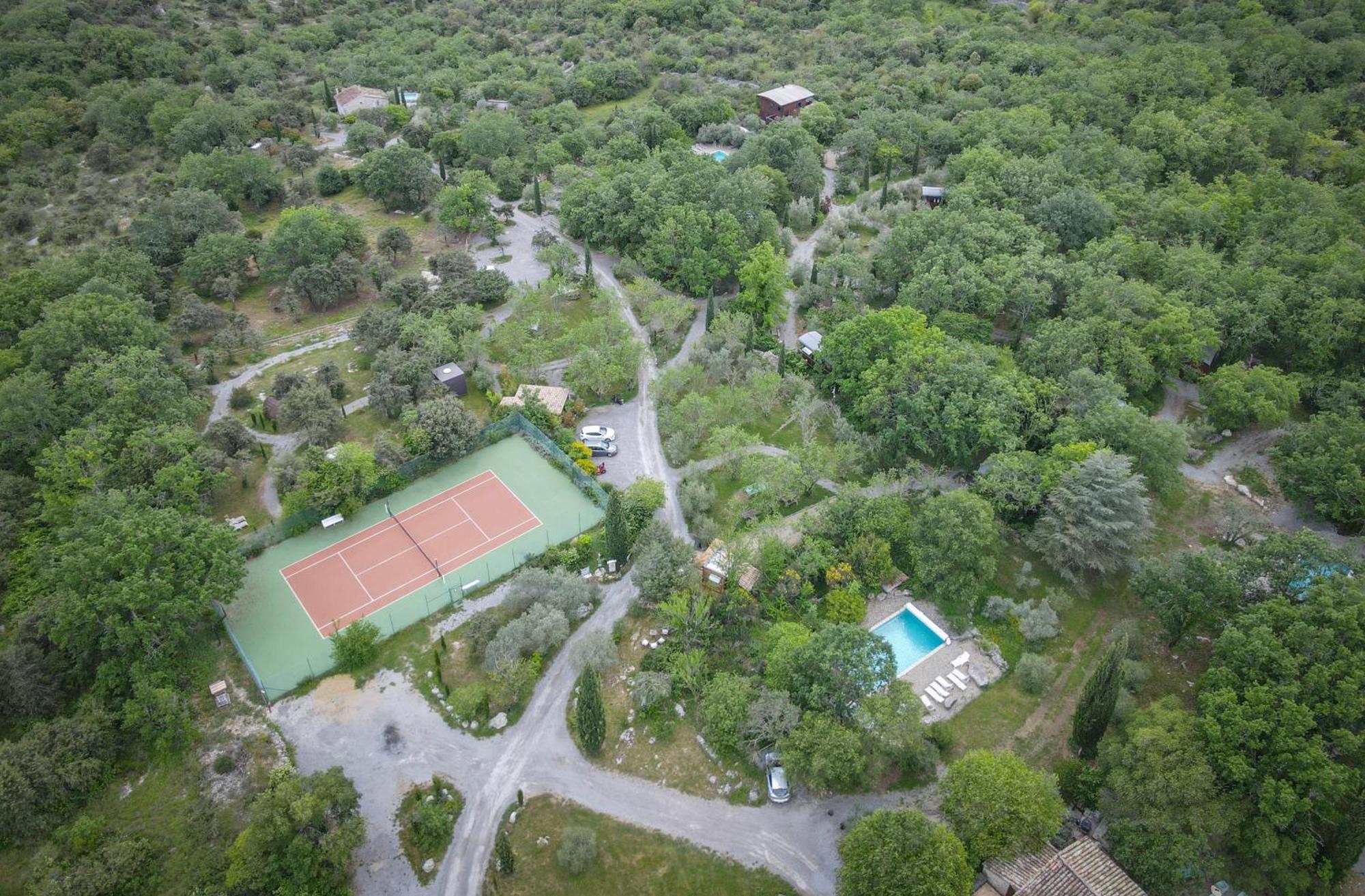 Roulottes Et Cabanes De Saint Cerice Vogue Kültér fotó