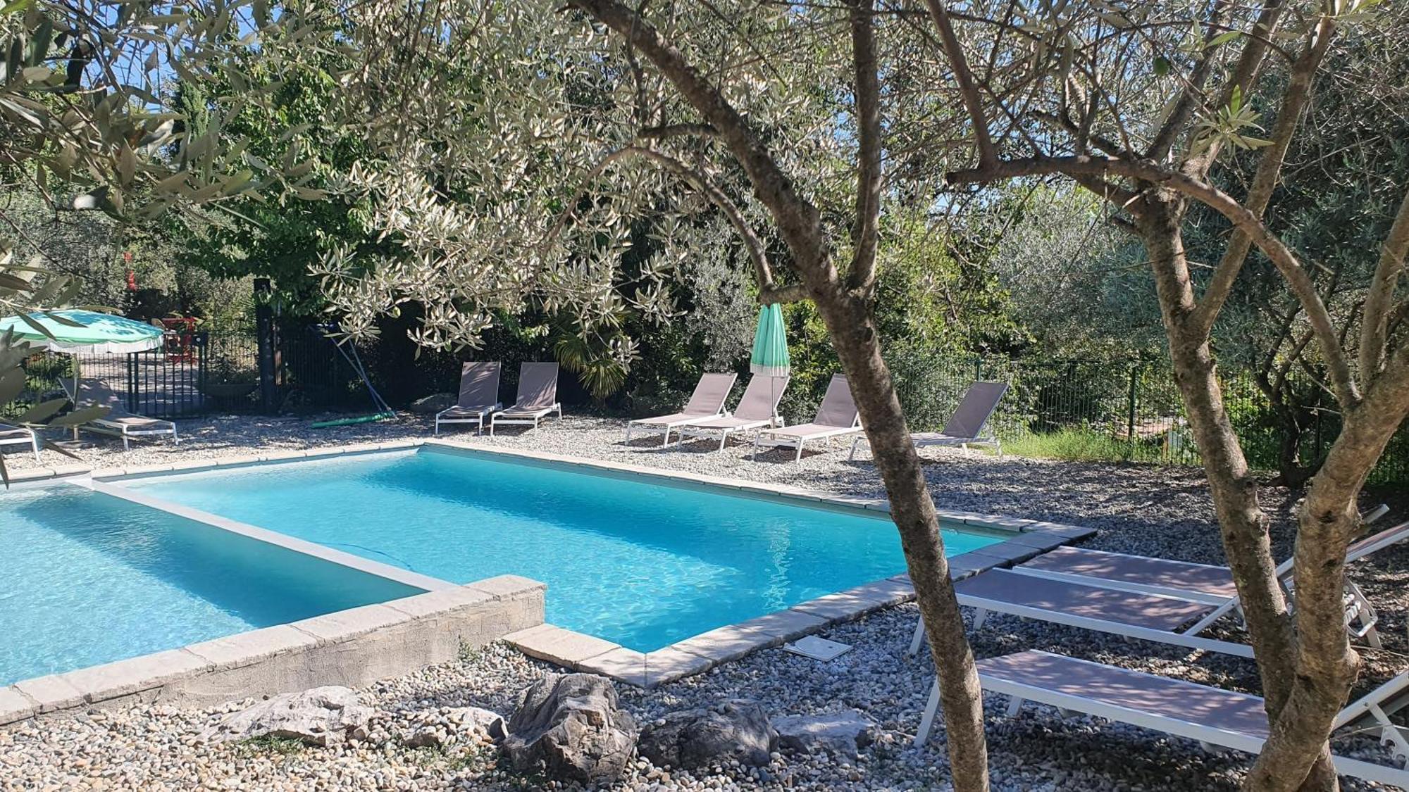 Roulottes Et Cabanes De Saint Cerice Vogue Kültér fotó